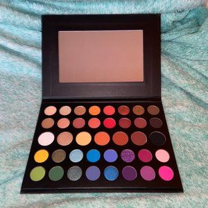MINI JAMES CHARLES X MORPHE EYESHADOW (NEW)